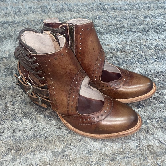 Nwob Freebird Desert Brown Leather upper Ankle Booties sz 8 - Picture 2 of 13